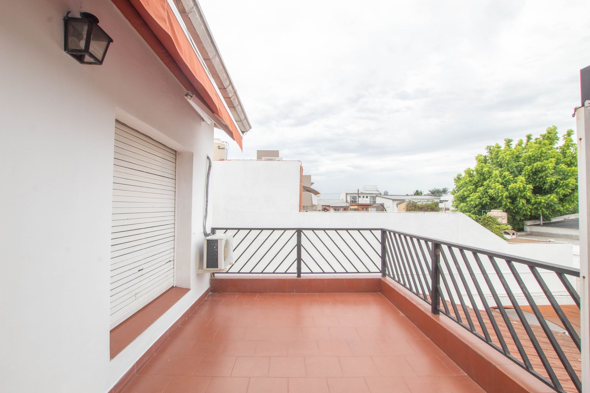 Venta Casa multifamiliar Martinez con jardin