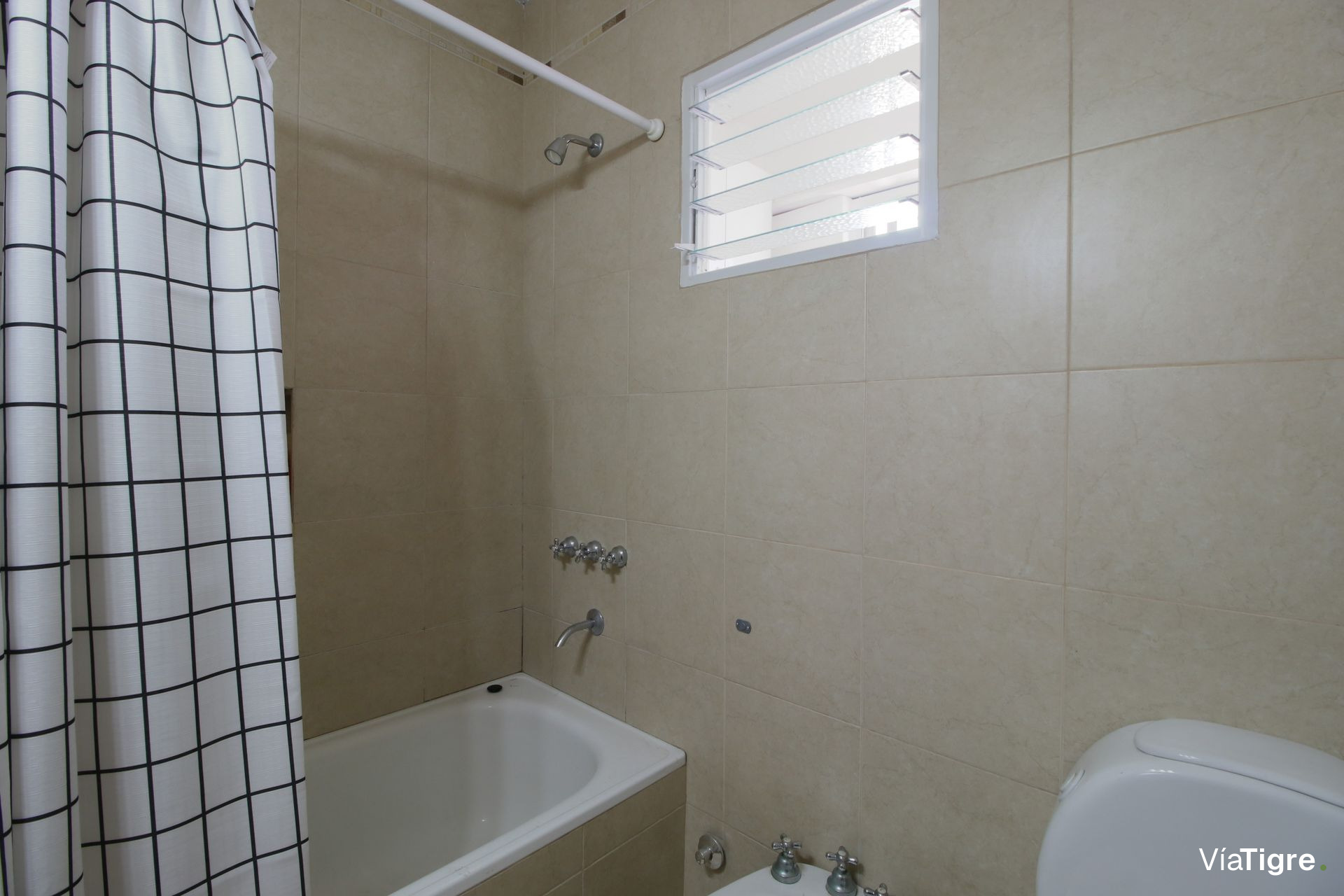VENTA Dpto 3 Amb Balcón Martínez exc. ubicación