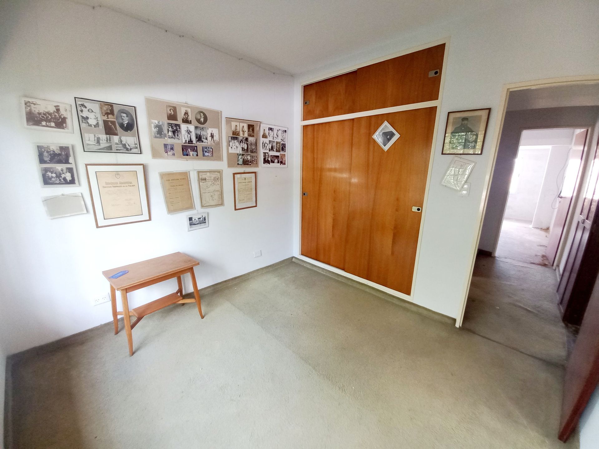 Venta Casa 4 Ambientes Jardin Y Cochera