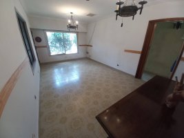 House for Sale 4 Rooms Garden and Garage