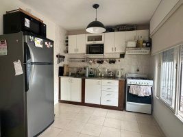 3-room apartment with garage and patio. Refurbished.