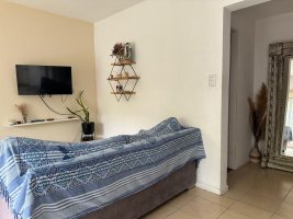 3-room apartment with garage and patio. Refurbished.