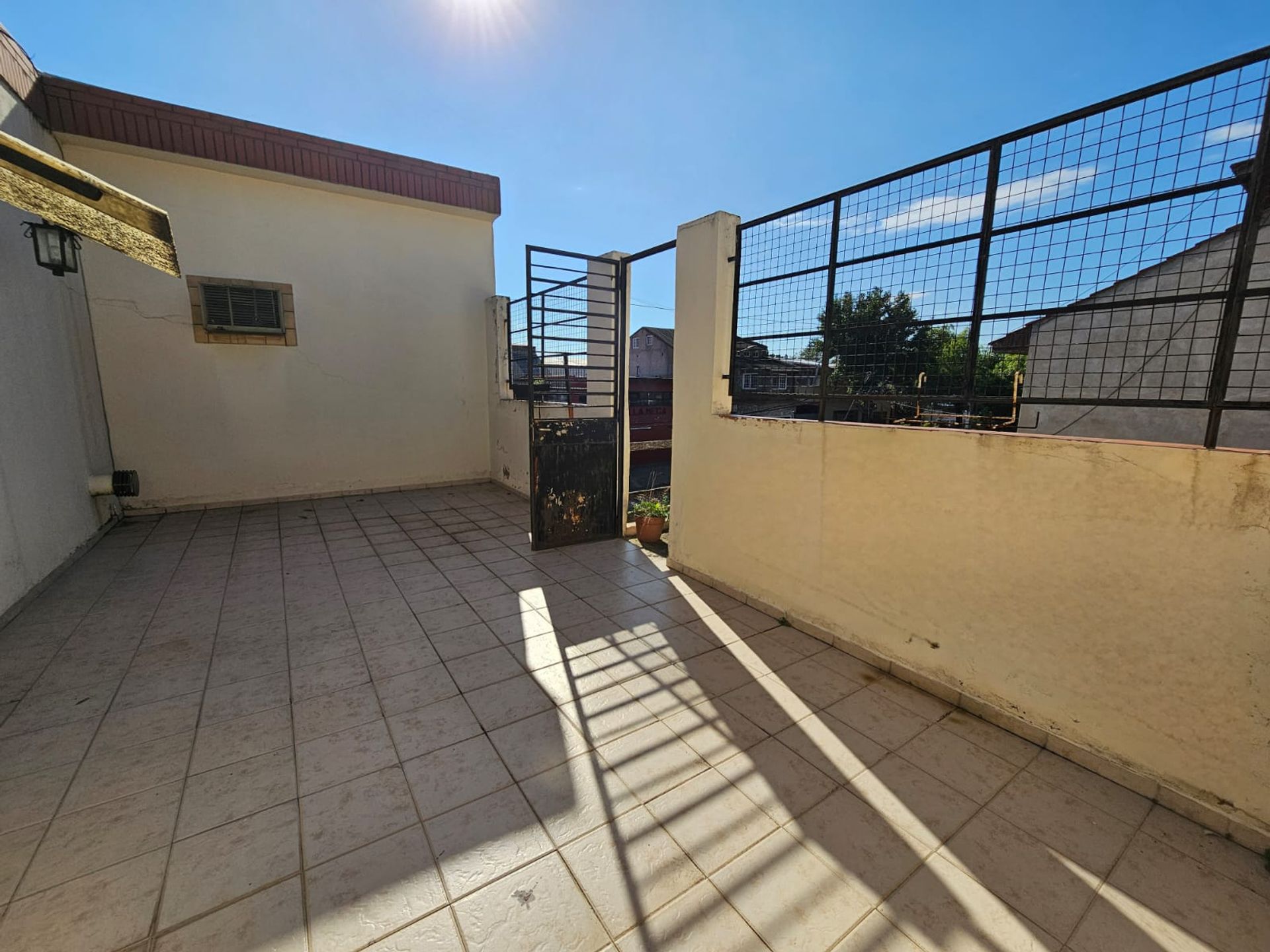 PH 3 amb Villa Adelina con fondo libre y pileta