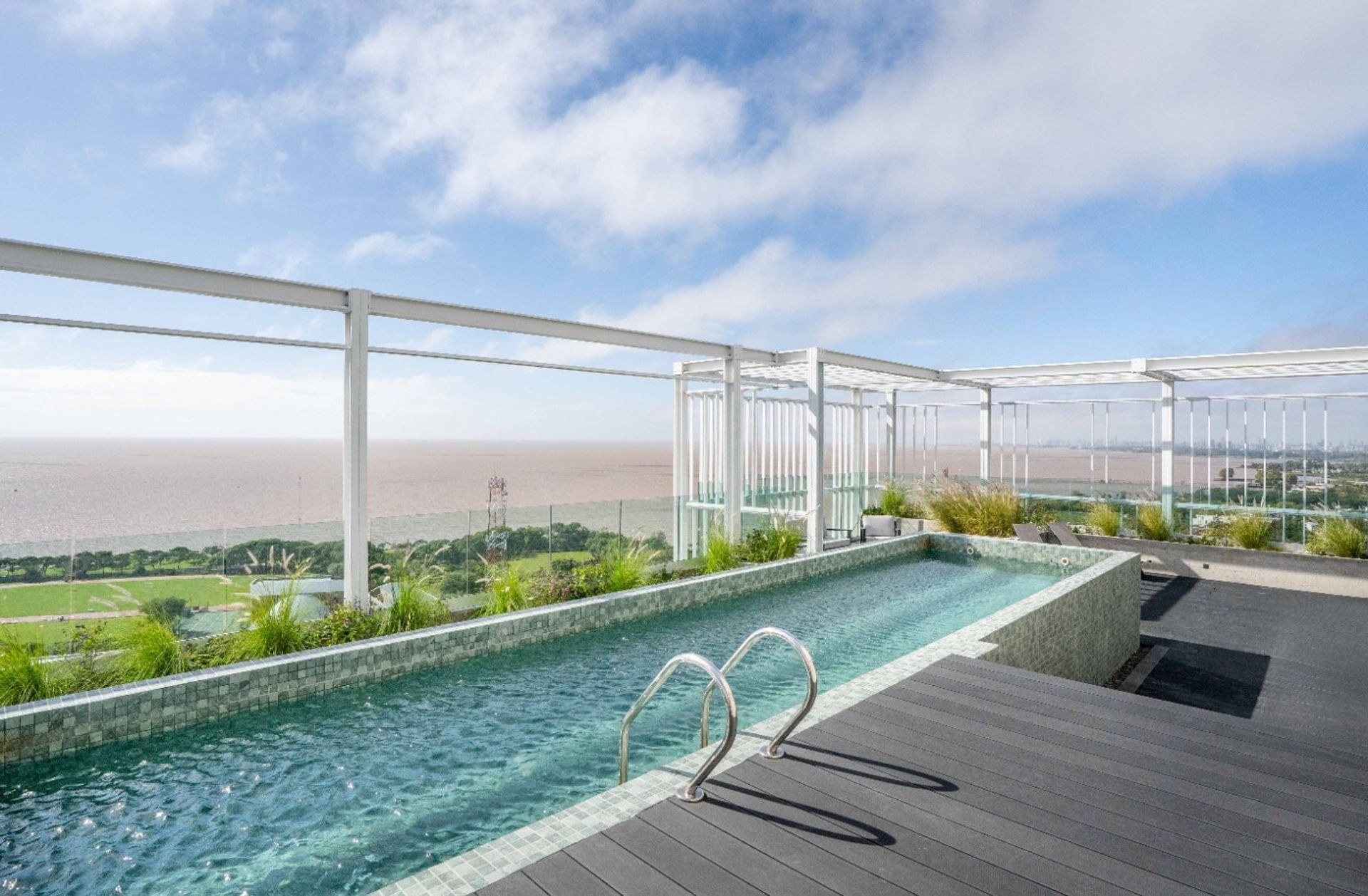 Depto Venta 3 Amb. La Lucila, Cochera Y Amenities