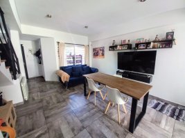 House for Sale – 4 Rooms, Garage, Patio, Florida