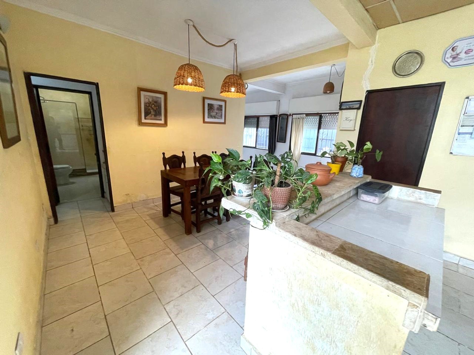 Venta casa con cochera y patio, Don Torcuato Tigre