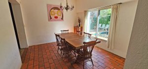 House for Sale – 6 Rooms, Garden & Pool, Olivos