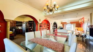House for Sale – 6 rooms + playroom, garden and patio
