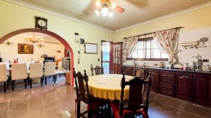 House for Sale – 6 rooms + playroom, garden and patio