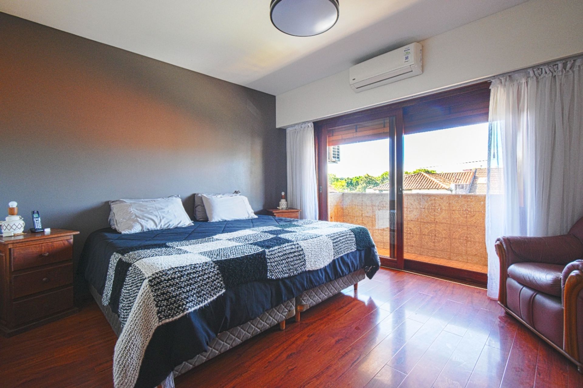 Venta CASA 7 amb con parque y pileta SAN FERNANDO