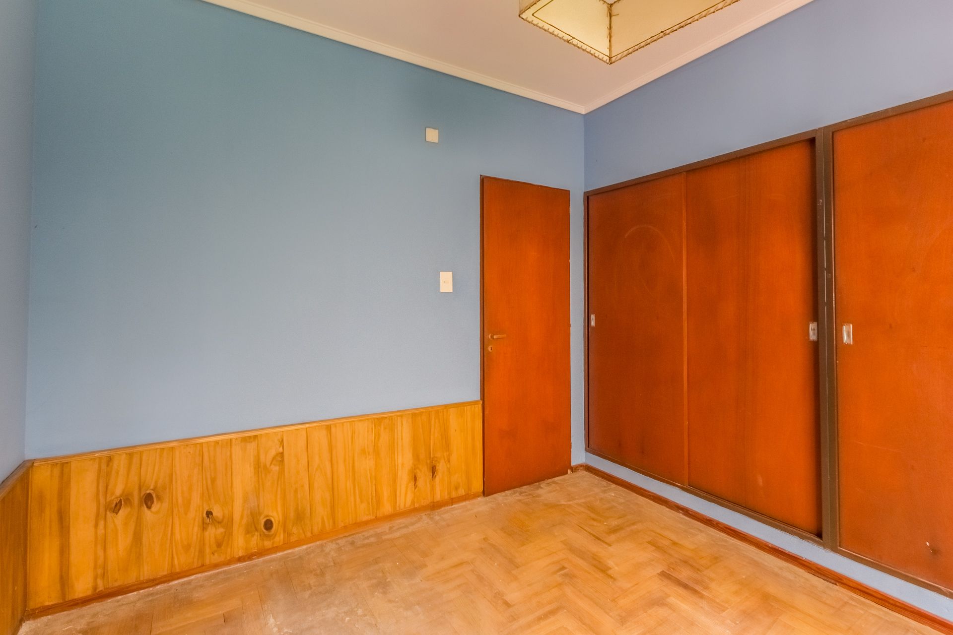 Venta casa 6 ambientes en Olivos con pileta