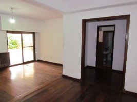 6-room house for sale in Olivos with pool
