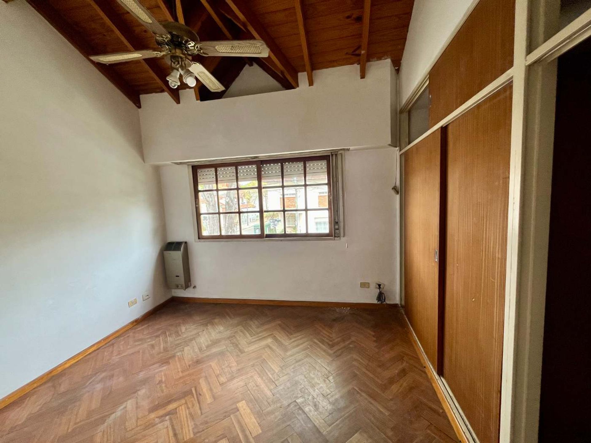 Duplex 4 ambientes en venta en Olivos cochera