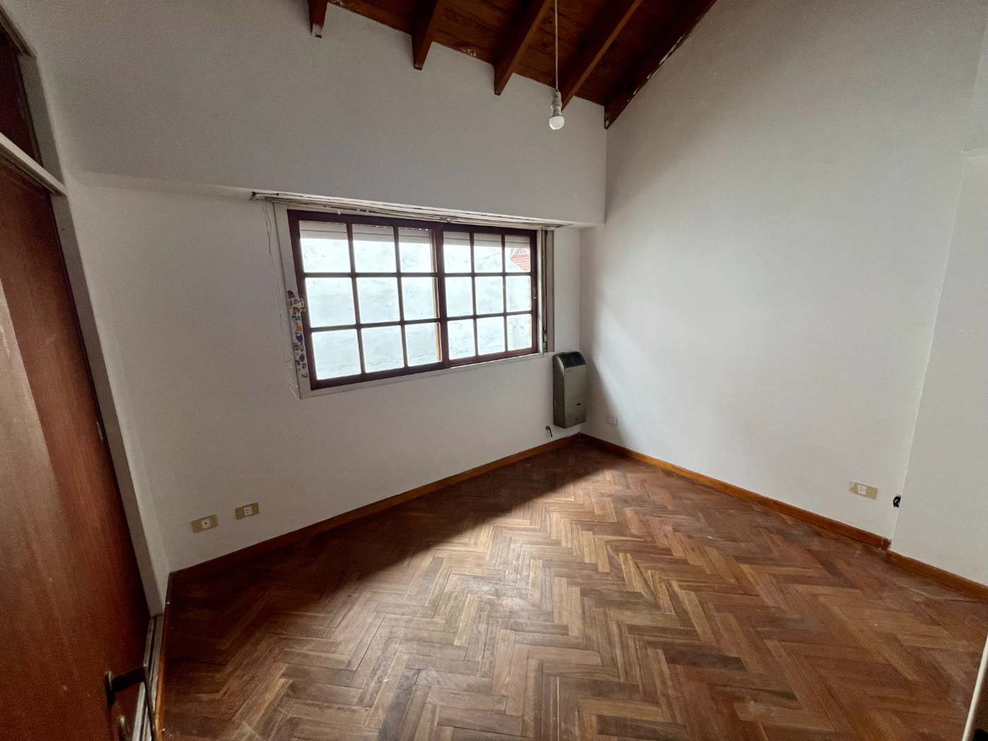 Duplex 4 ambientes en venta en Olivos cochera