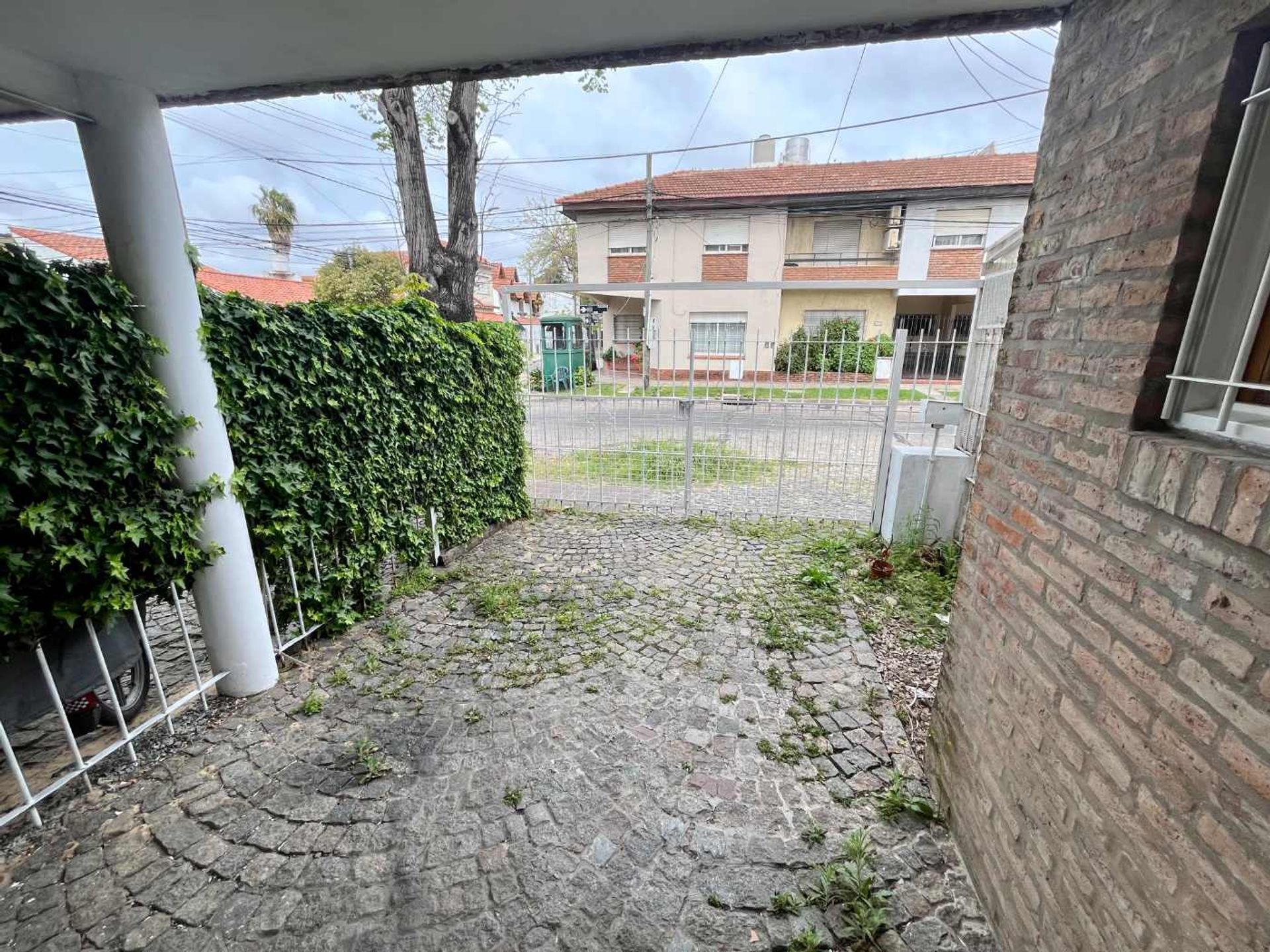 Duplex 4 ambientes en venta en Olivos cochera
