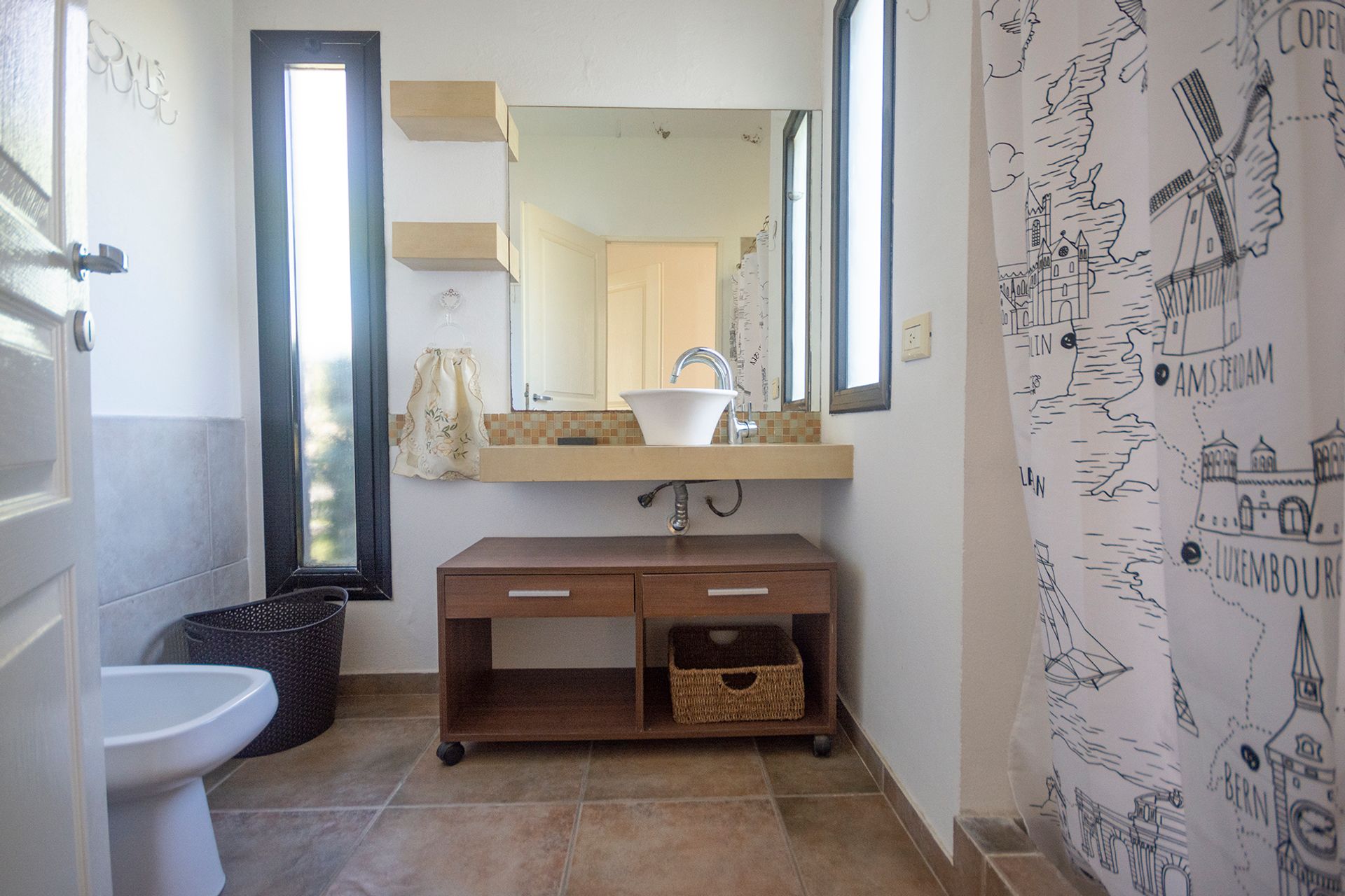 Venta Casa 4 ambientes San Fransico - Villanueva