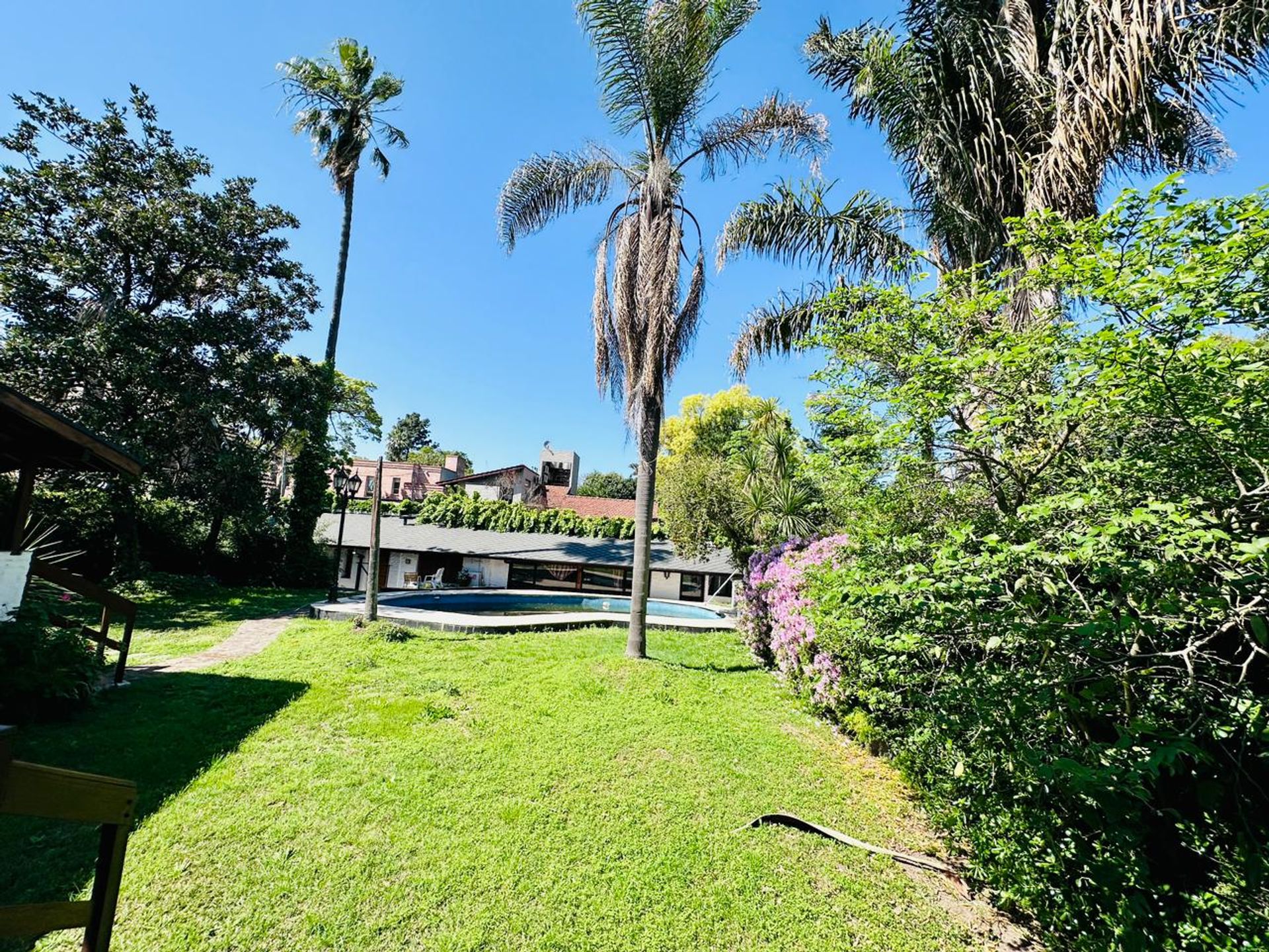 Venta Casa 9 amb con jardín y pileta La Horqueta