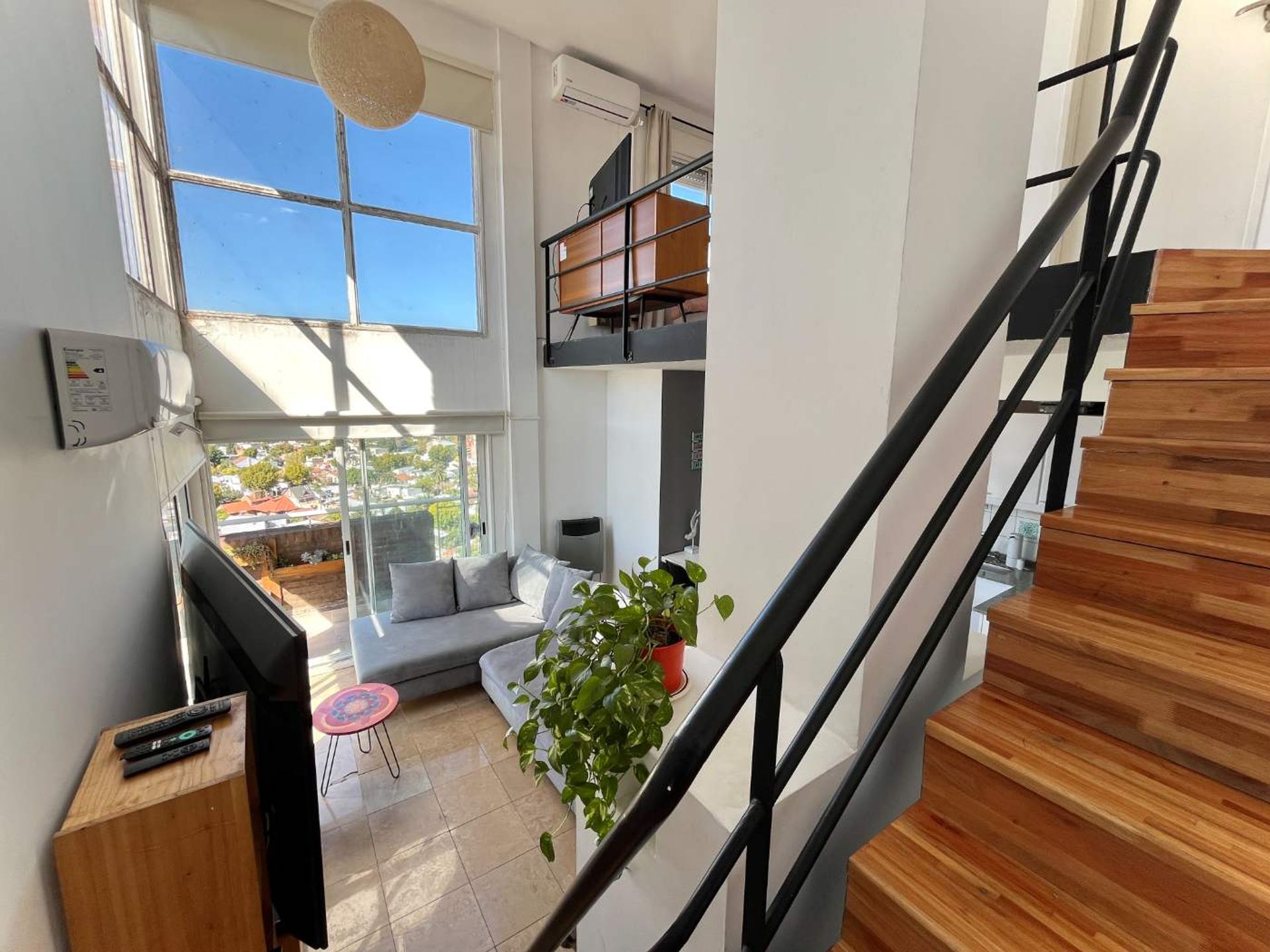 Venta Depto loft Tigre balcón aterrazado parrilla