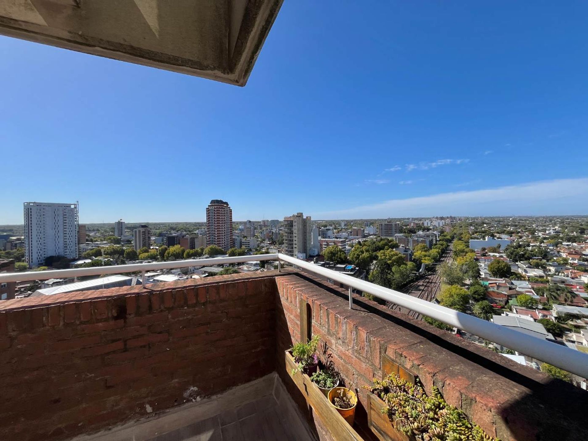 Venta Depto loft Tigre balcón aterrazado parrilla