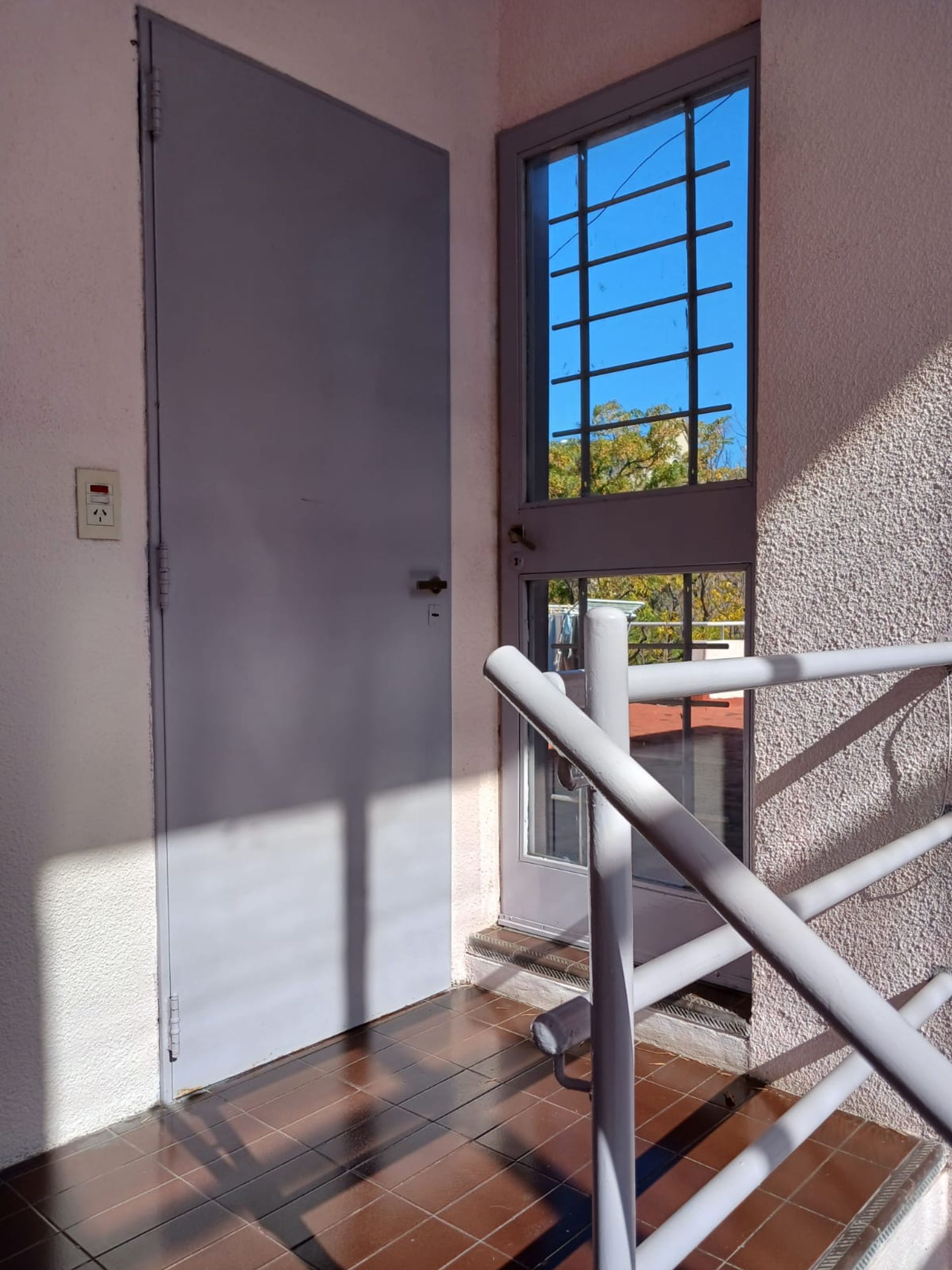 Venta De Depto 2 Amb C/Cochera San Isidro