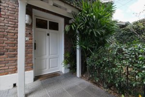 Venta casa Martínez 4 dormitorios, pileta
