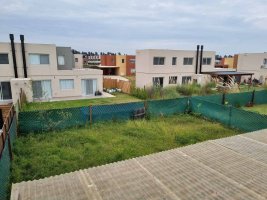 Casa 4 ambientes en venta Santa Ana sin expensas