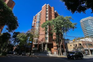 Piso De Categoria 6 Amb 2 Cocheras La Lucila