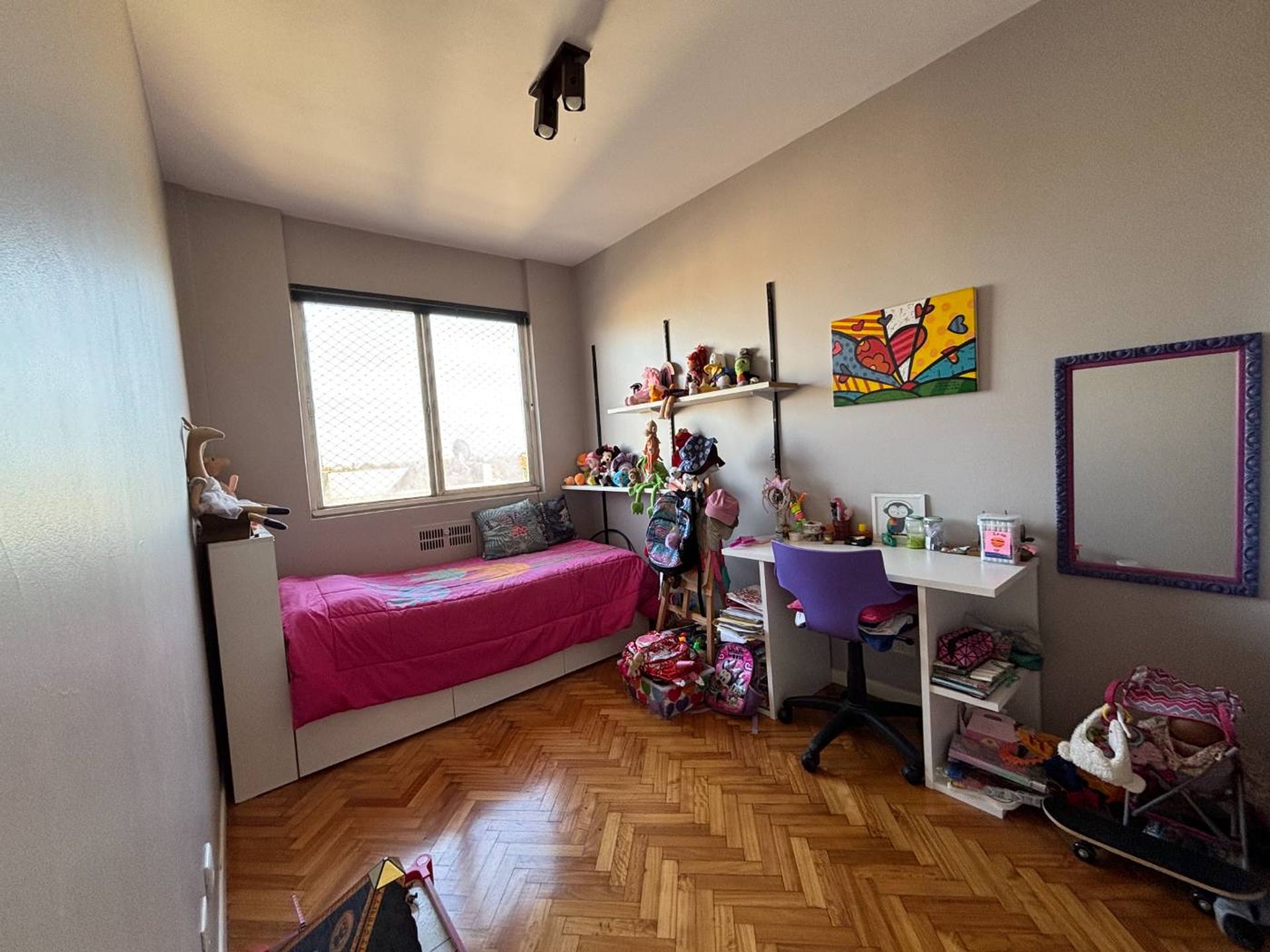 Venta 4 amb Av Maipu Olivos c/balcón y dependencia