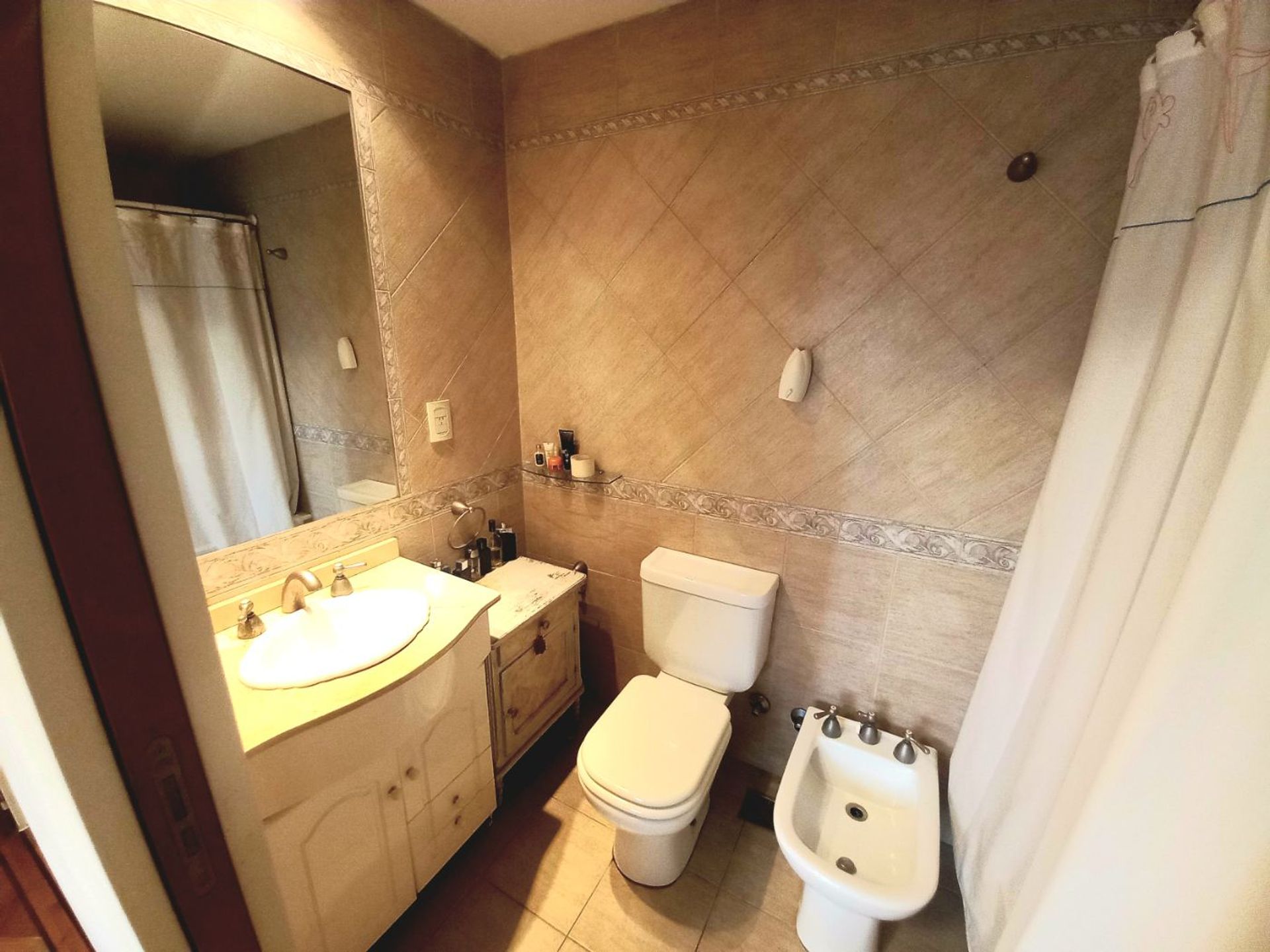 Venta Casa Triplex Olivos Zona Lasalle