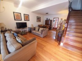 Triplex House for Sale – Olivos, Lasalle Zone