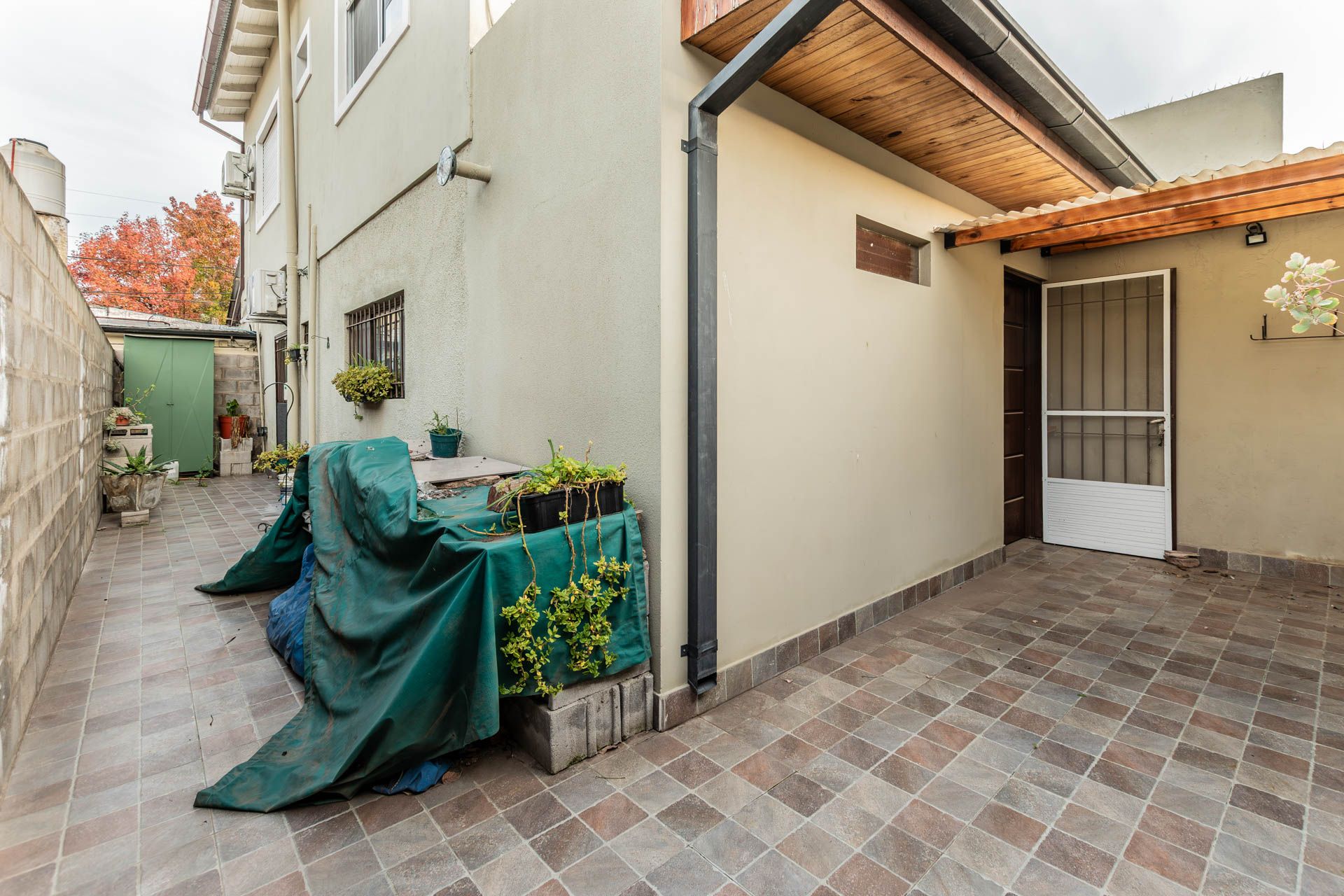 Duplex 3 ambientes en venta Don Torcuato cochera