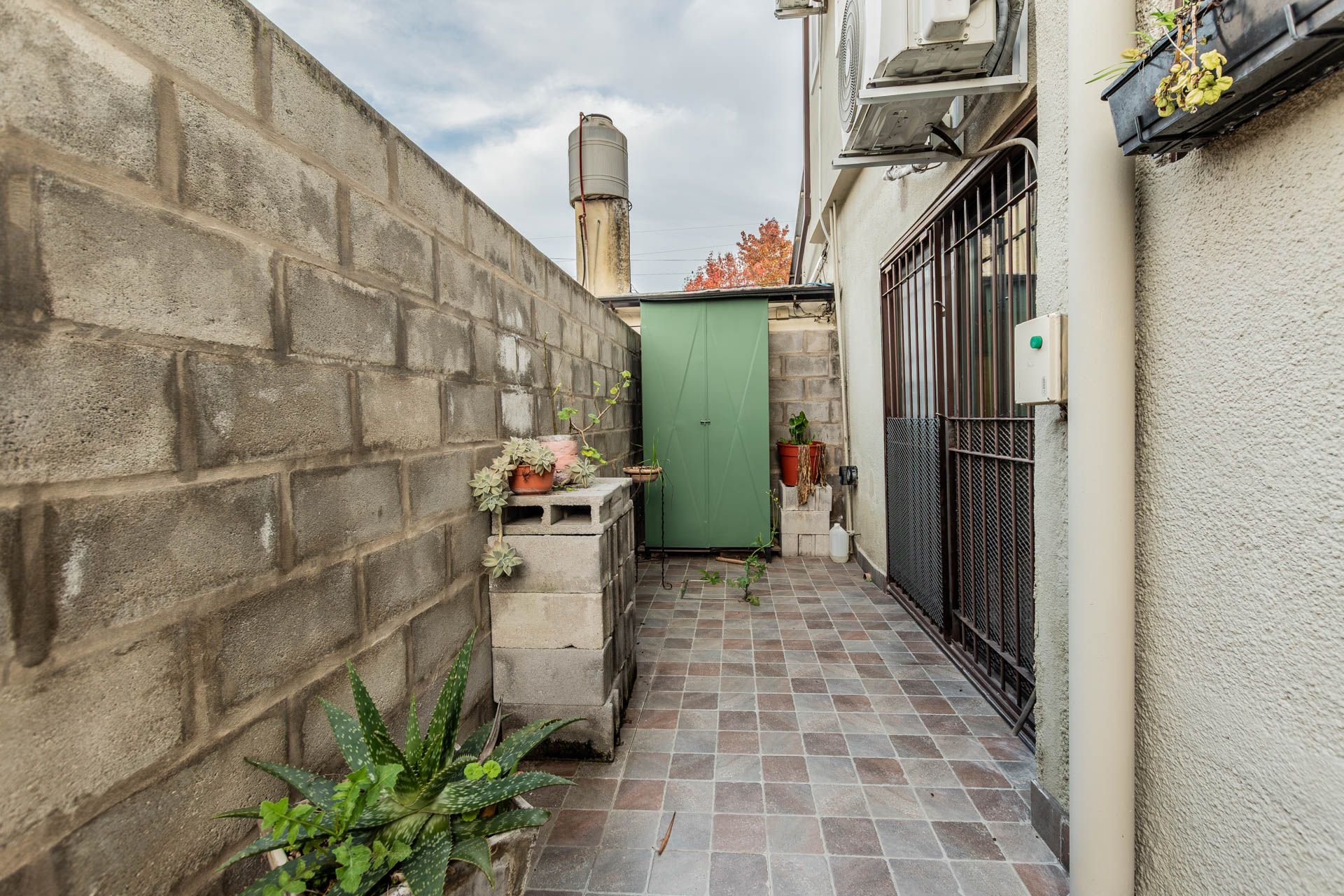 Duplex 3 ambientes en venta Don Torcuato cochera