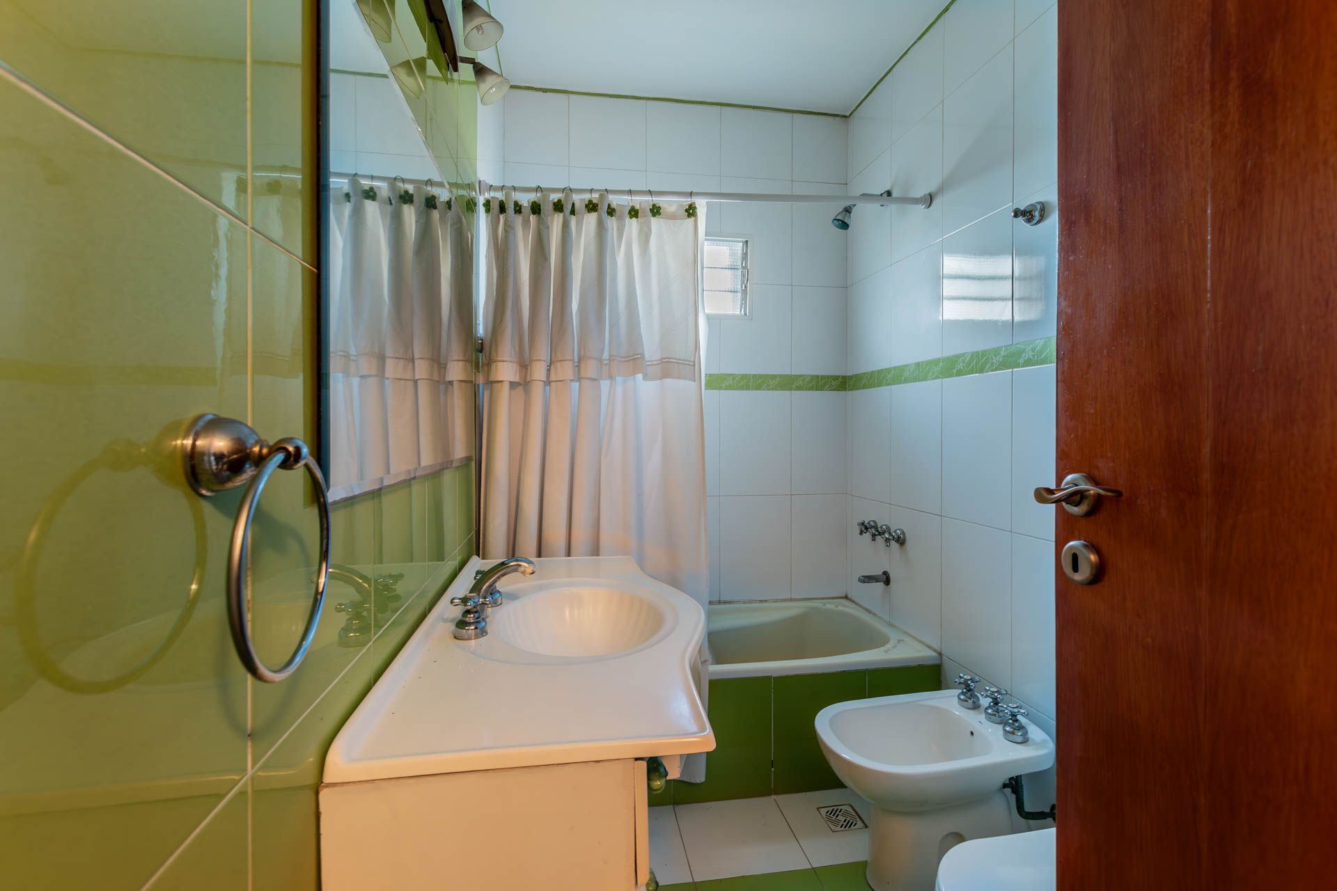 Duplex 3 ambientes en venta Don Torcuato cochera