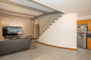 Apartment 4 rooms with patio, grill, and garage for sale in Olivos