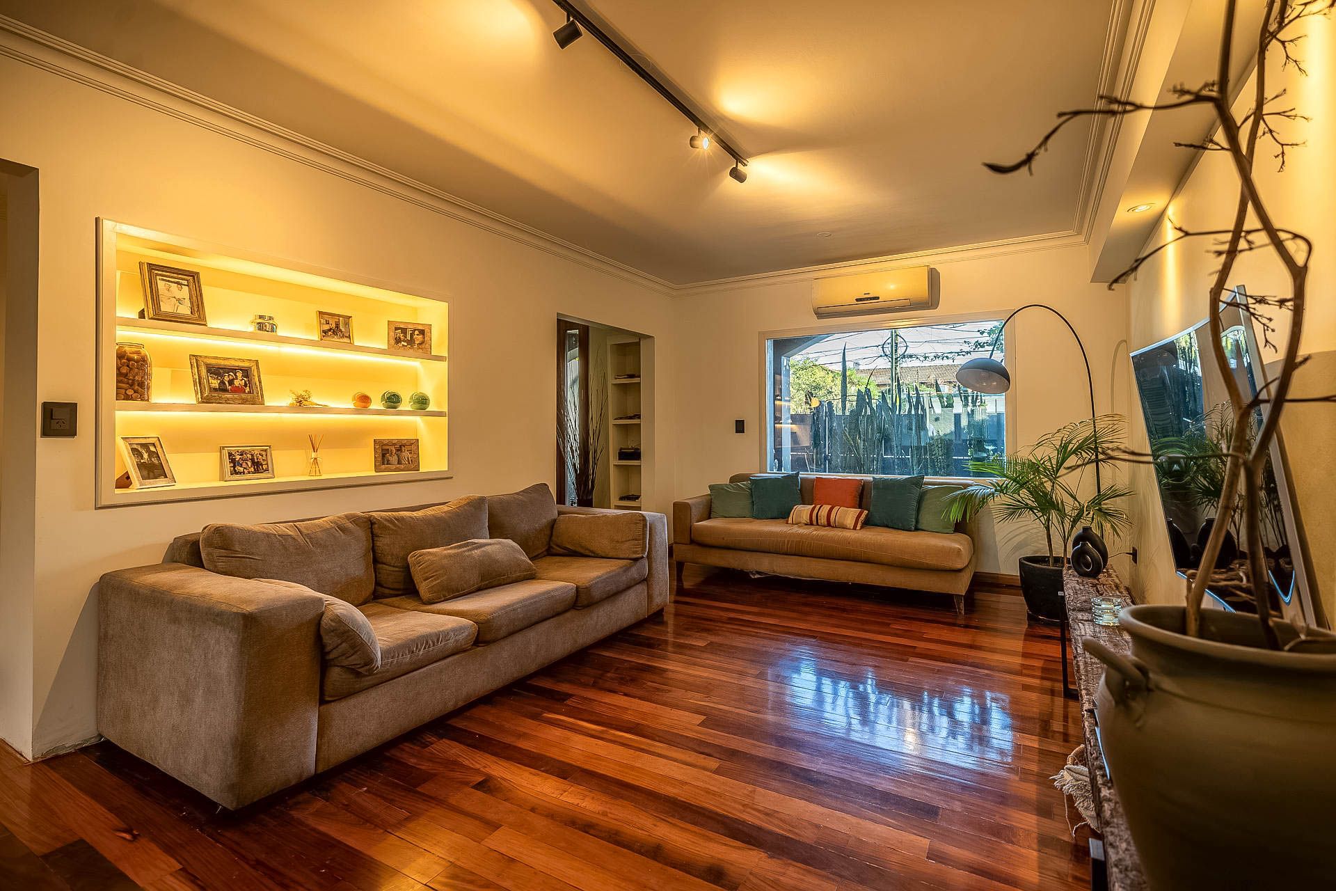 Casa 5 ambientes en venta San Isidro con pileta