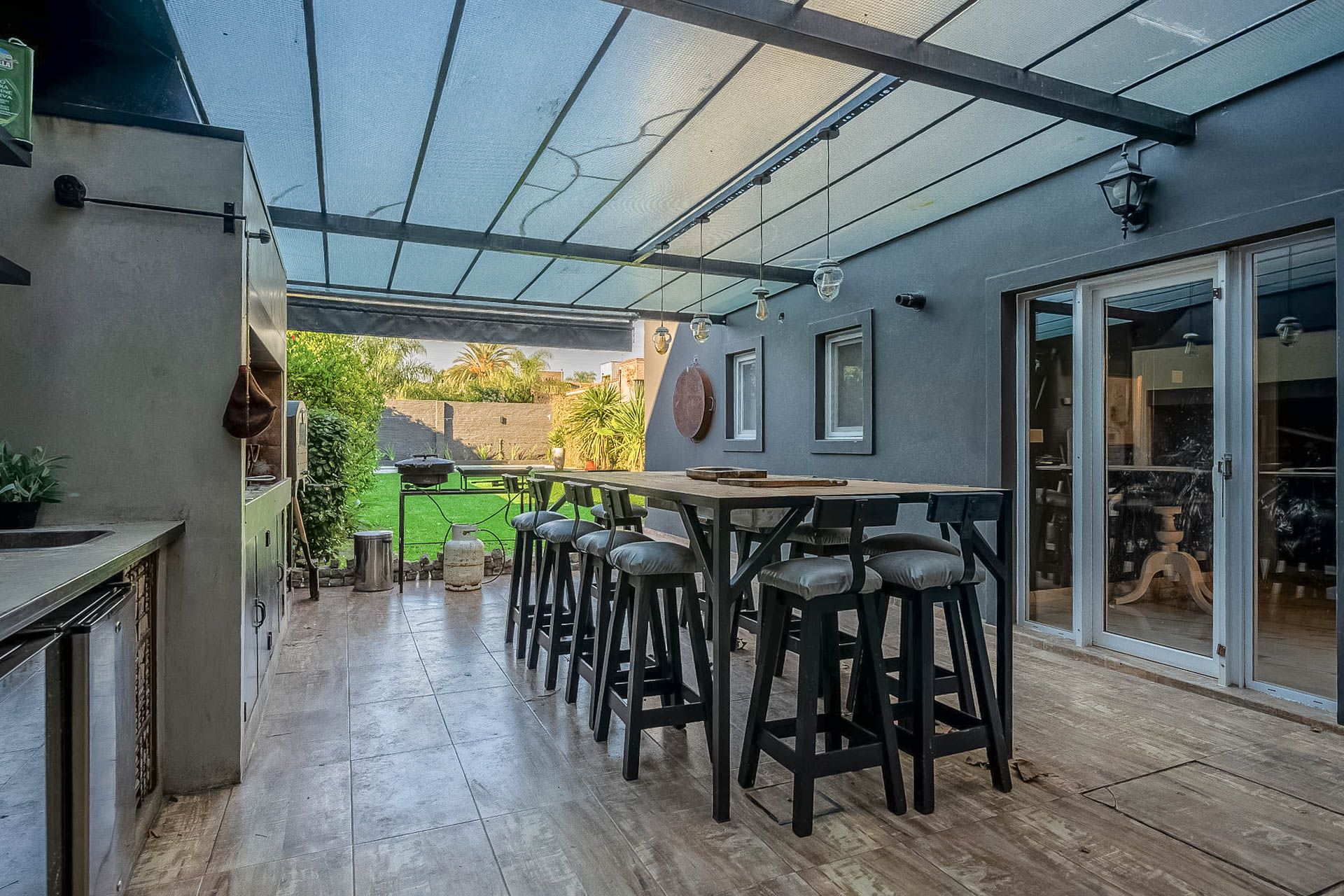 Casa 5 ambientes en venta San Isidro con pileta