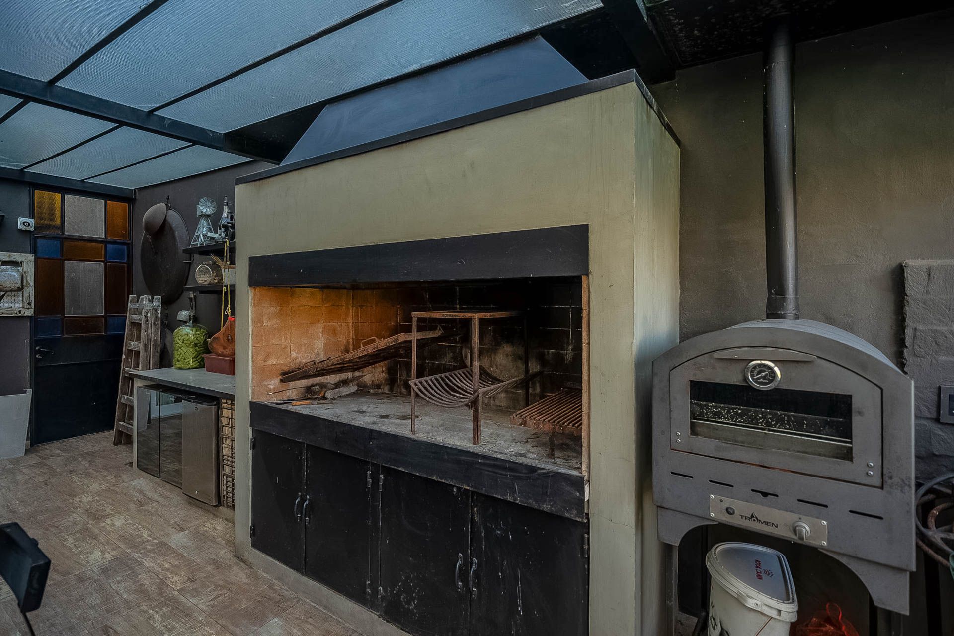 Casa 5 ambientes en venta San Isidro con pileta