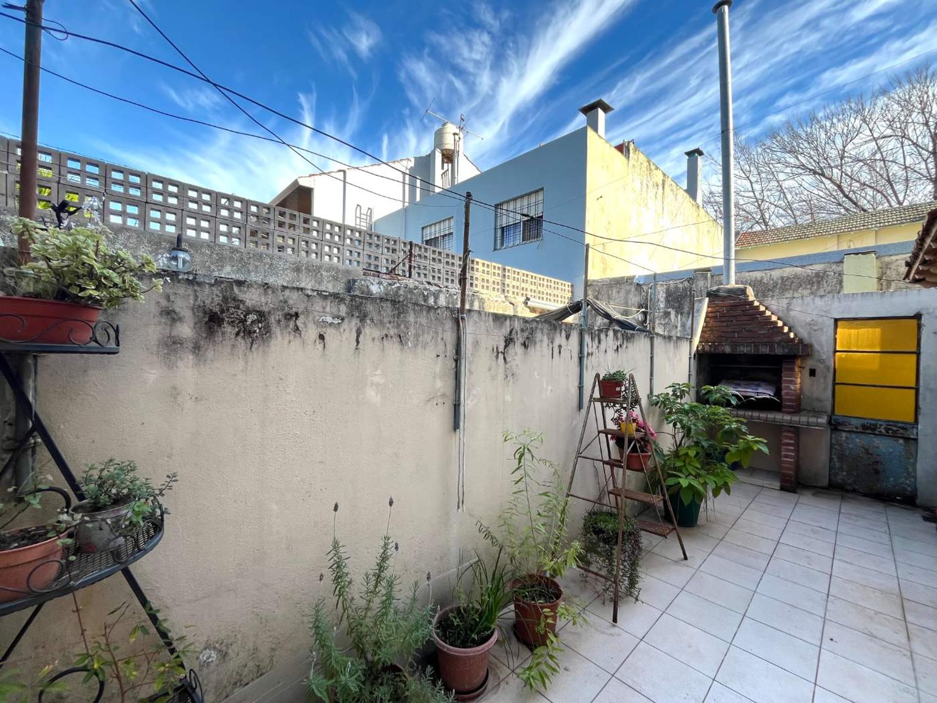 Venta PH 3 ambientes Olivos patio sin expensas