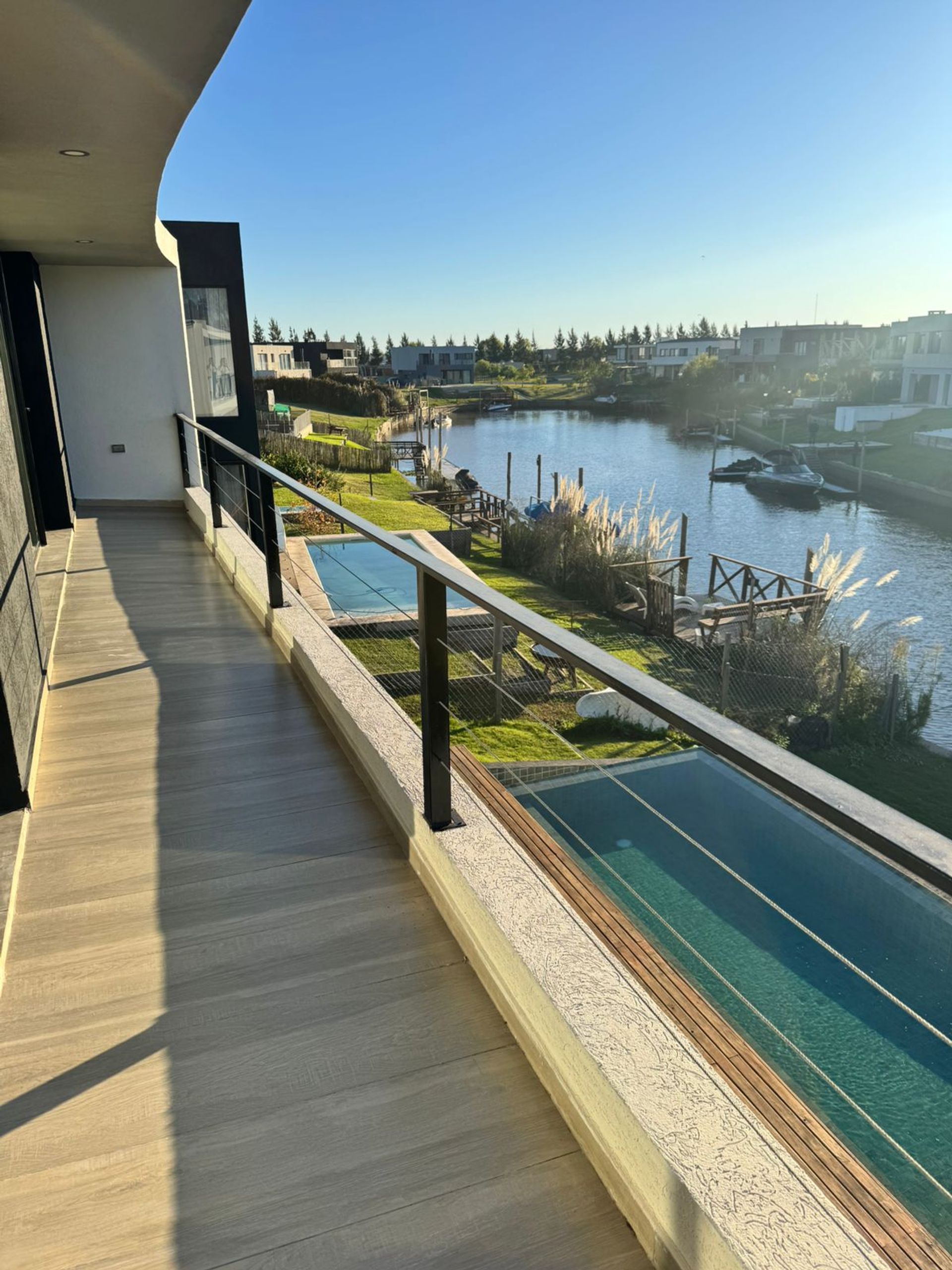 VENTA CASA A ESTRENAR 5 AMB Barrio Nautico Canal