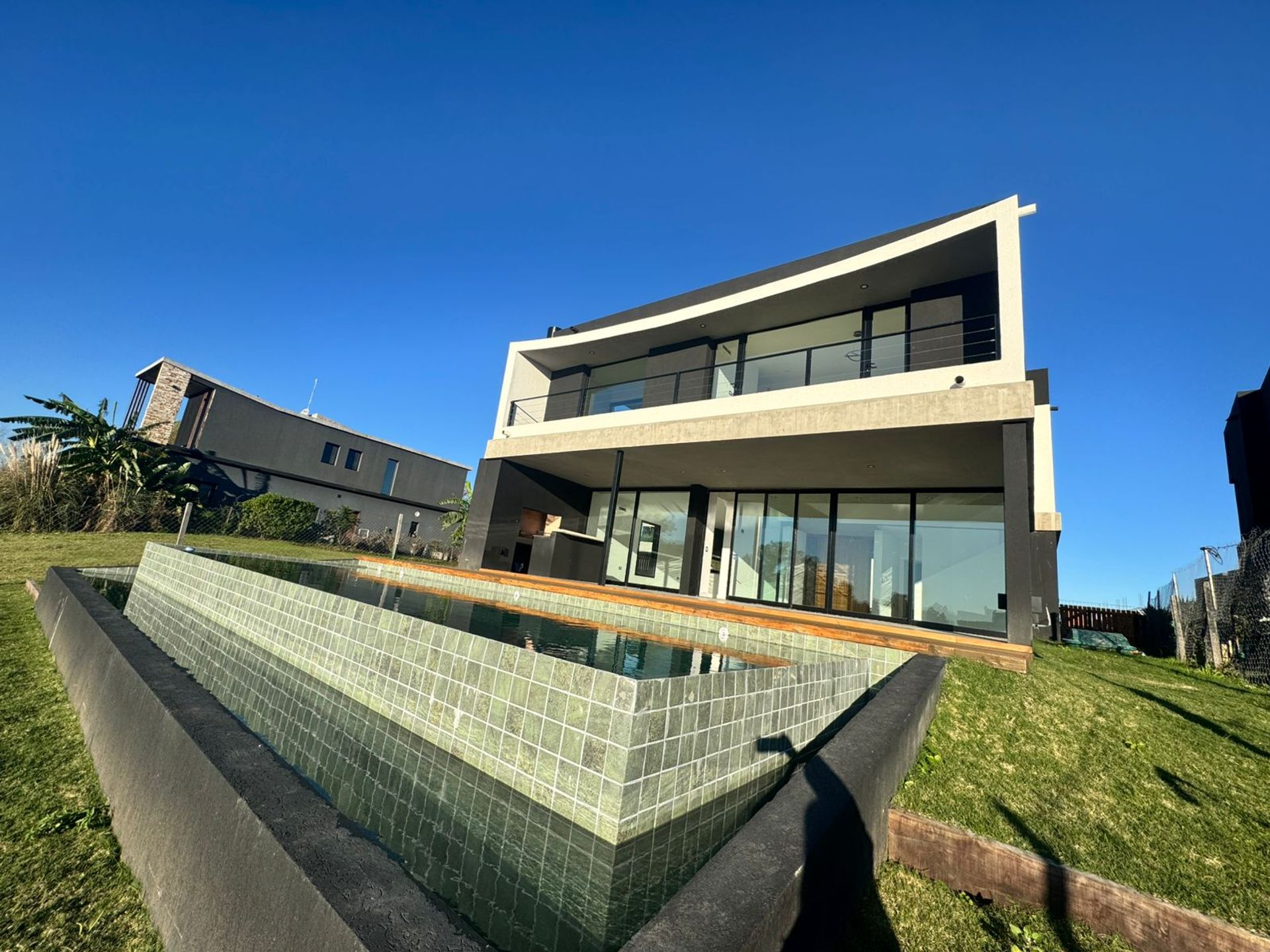 VENTA CASA A ESTRENAR 5 AMB Barrio Nautico Canal
