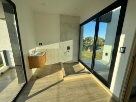 VENTA CASA A ESTRENAR 5 AMB Barrio Nautico Canal