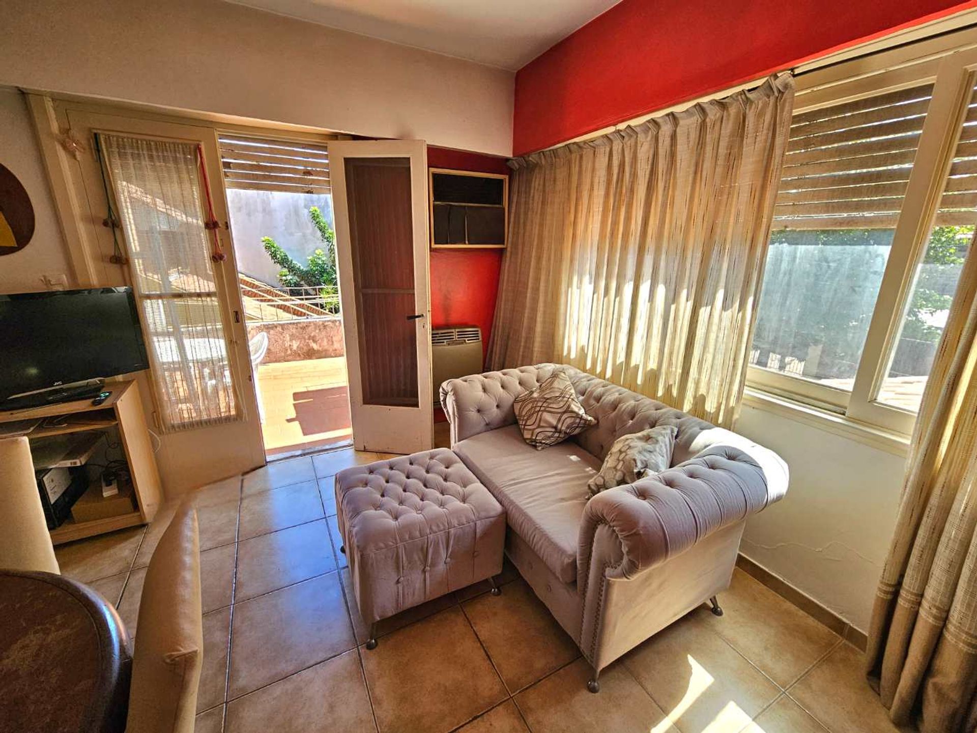 OLIVOS GOLF 3-room APARTMENT with terrace, first floor for sale