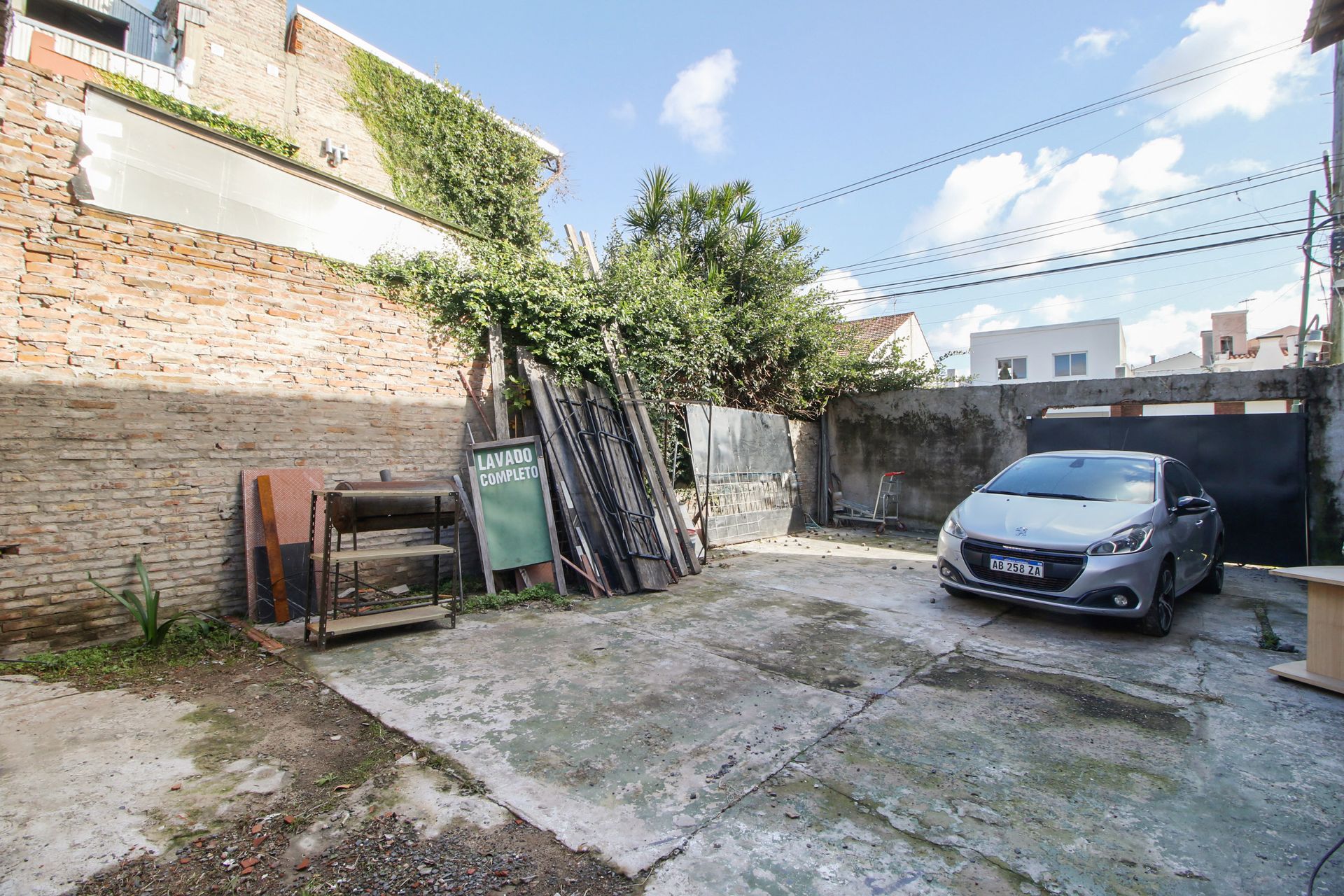 Casa en Venta en Martinez Bloque de 4 deptos
