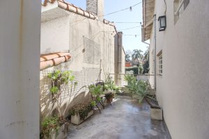 PH Martínez for Sale, 3 Bedrooms – Immaculate!