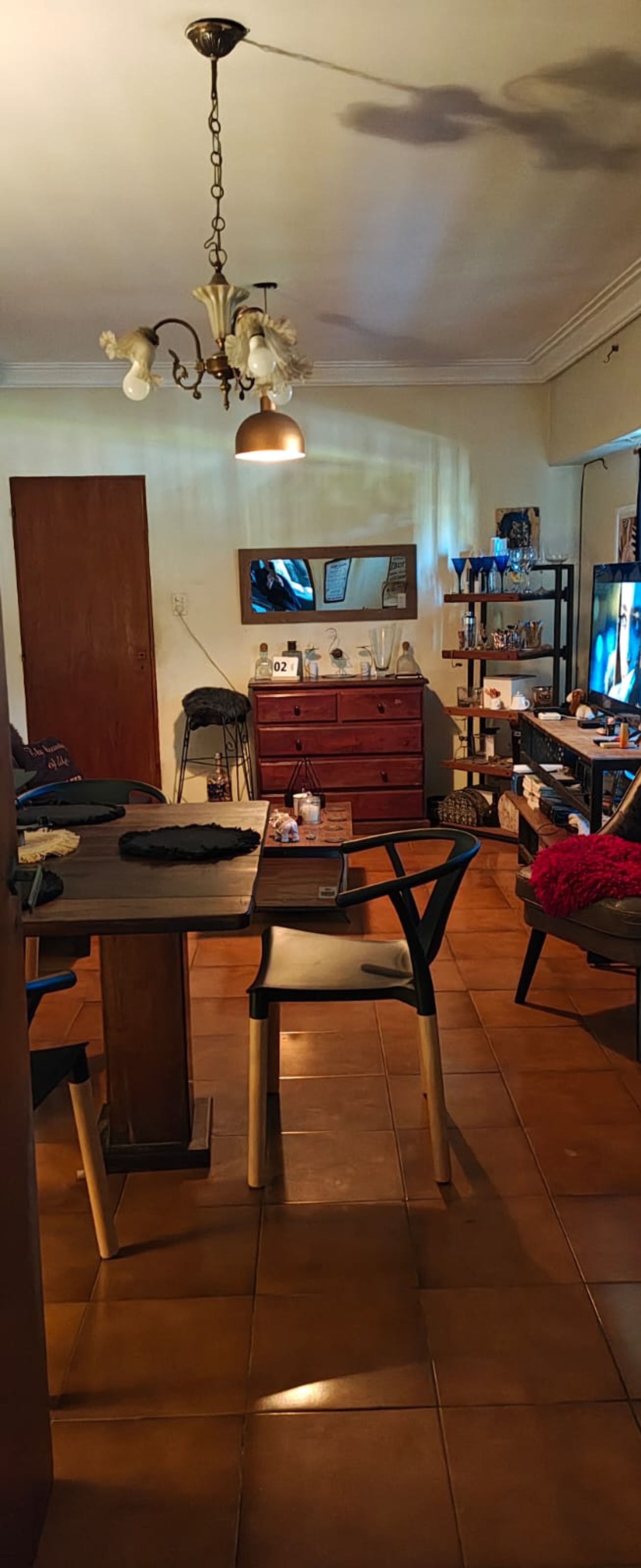 Casa, depto dos amb y lote ideal p/ construir