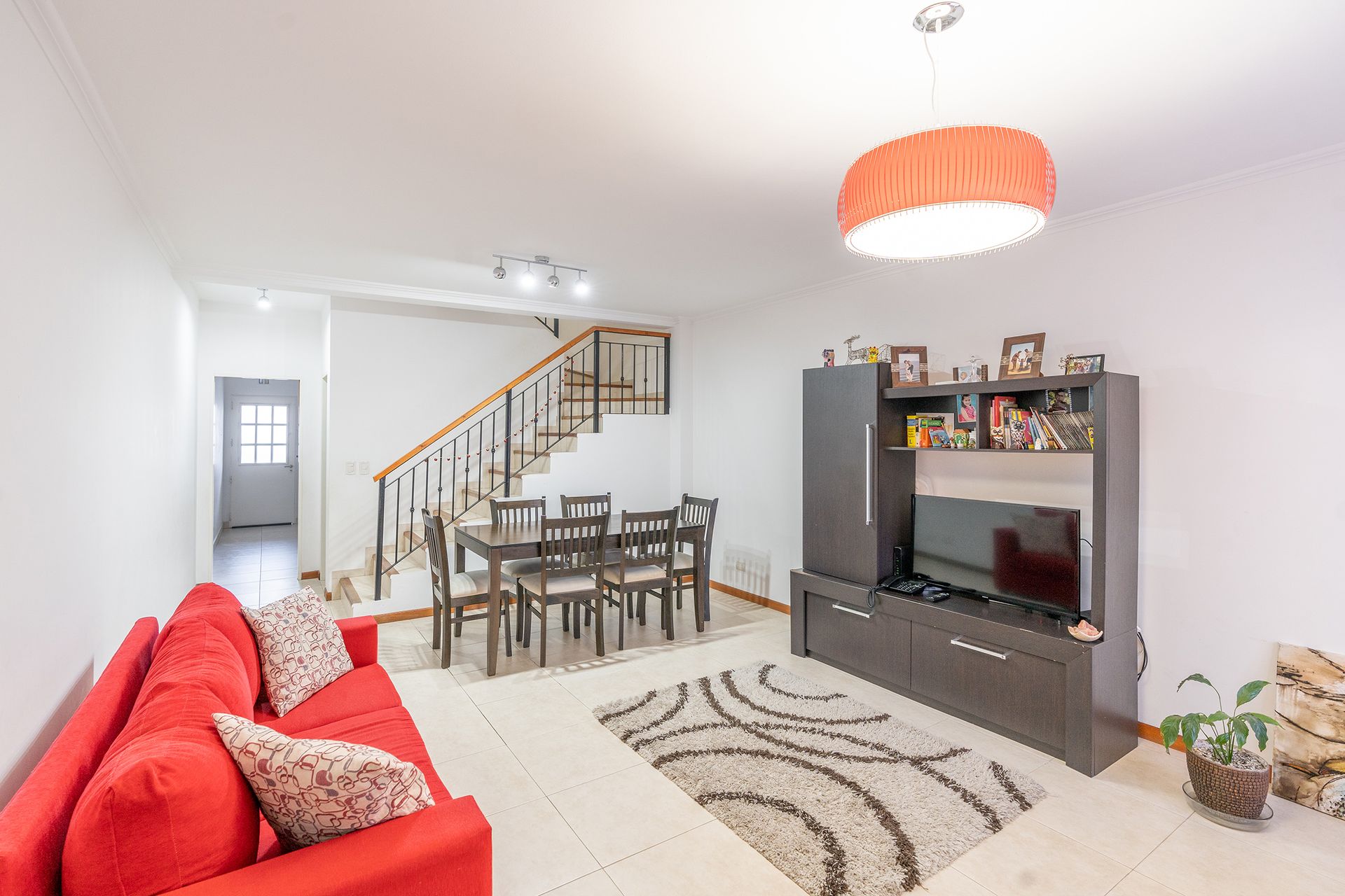 Venta duplex 4 amb con cochera y jardin