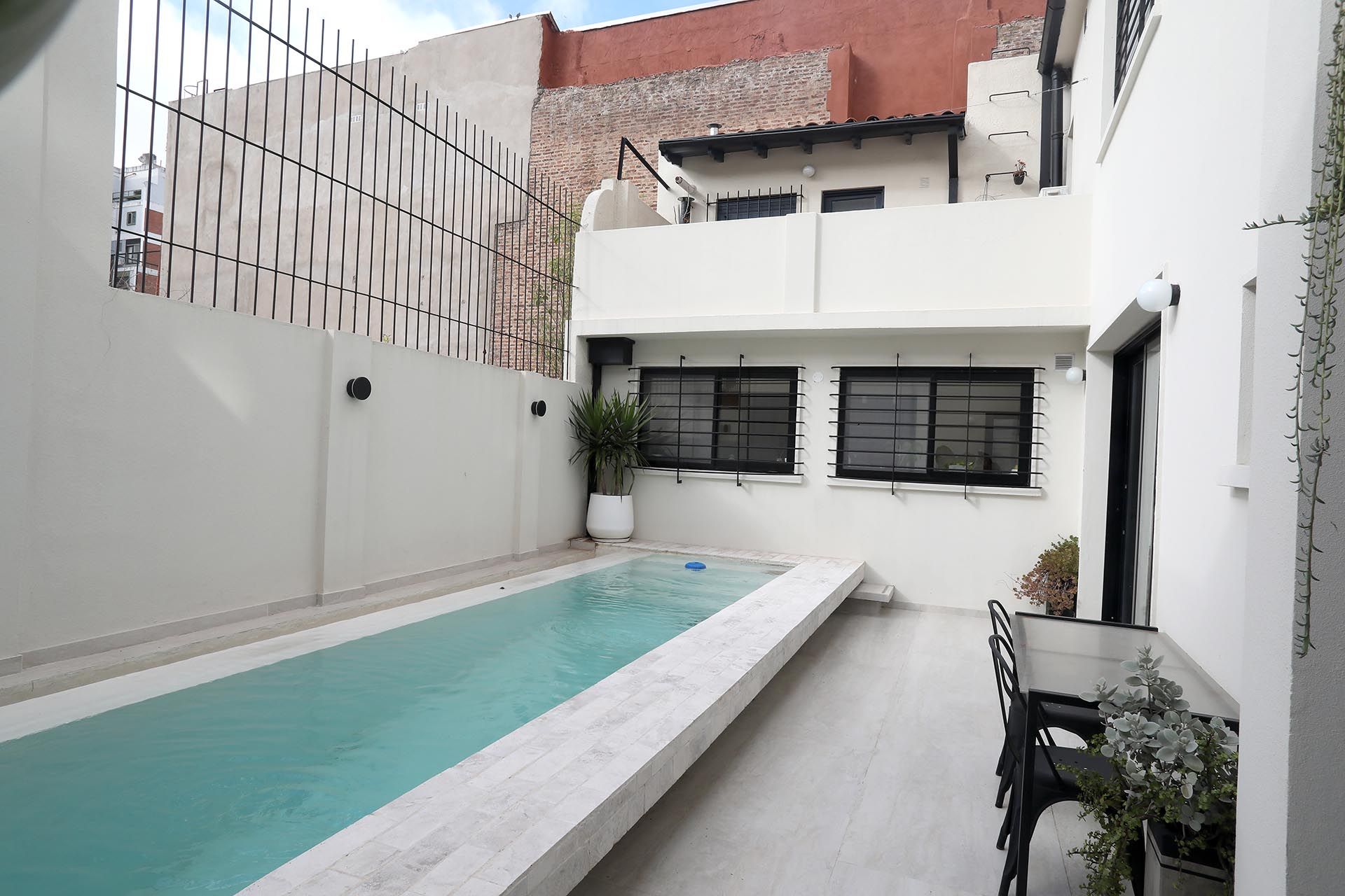 Venta Casa 4 Ambientes En Olivos Con Pileta