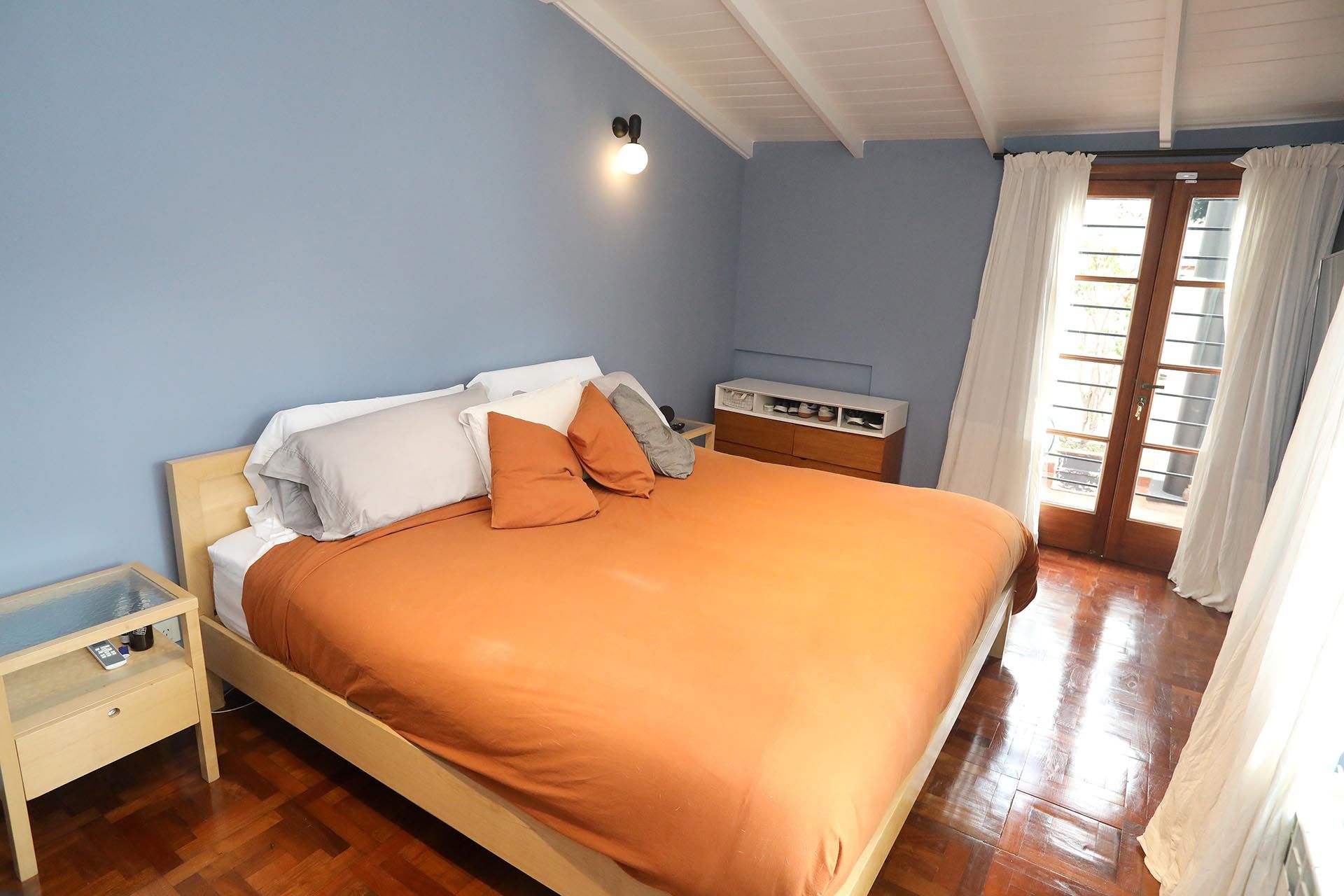 Venta Casa 4 Ambientes En Olivos Con Pileta