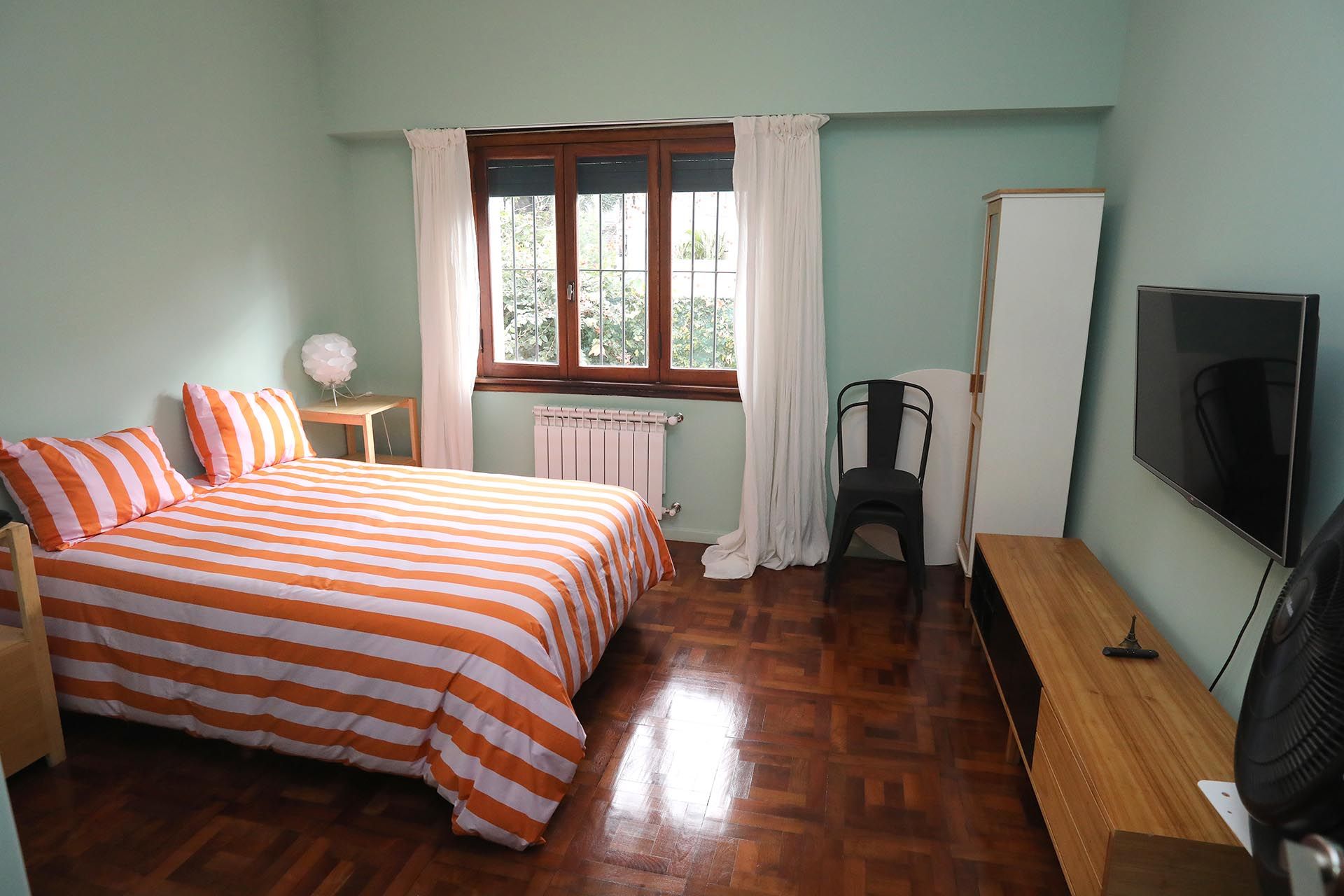 Venta Casa 4 Ambientes En Olivos Con Pileta