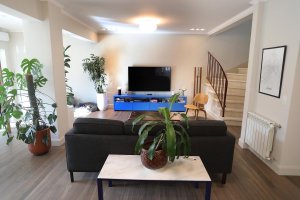 Venta Casa 4 Ambientes En Olivos Con Pileta